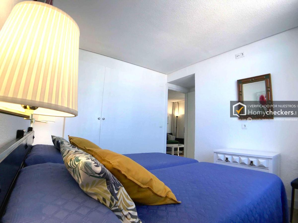 Cozy Apartamento Centro Торремолинос Экстерьер фото
